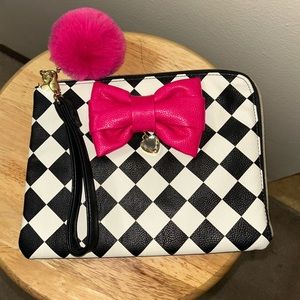 Betsey Johnson Large Clutch/Wristlet. Black and white with pink bow